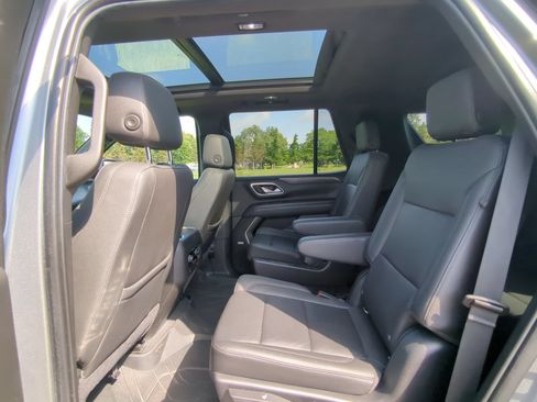 Used 2021 Chevrolet Tahoe Z71 AWD/4WD image 13