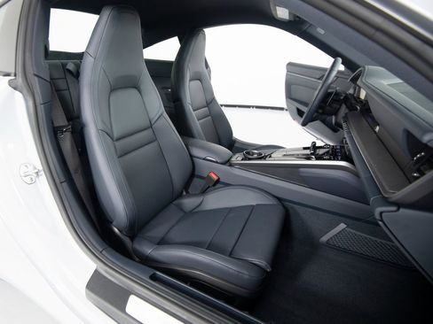 Certified 2026 Porsche 911 Carrera S image 39