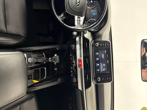 Used 2020 Kia Telluride LX FWD image 25