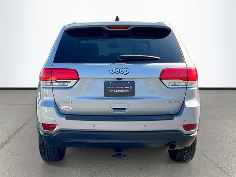 Used 2017 Jeep Grand Cherokee Laredo AWD/4WD image 6