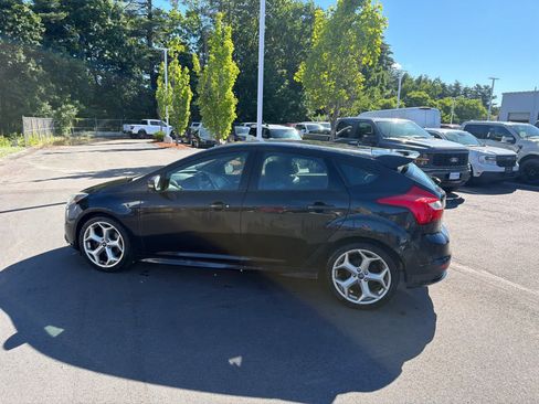 Used 2013 Ford Focus ST FWD image 8