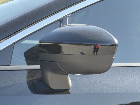 Certified 2025 Nissan Murano SV AWD/4WD image 34