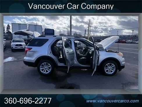 Used 2013 Ford Explorer XLT image 13