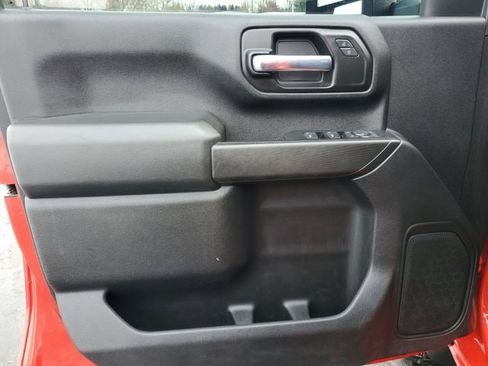 Used 2020 Chevrolet Silverado 2500 Custom w/ Custom Value Package image 24