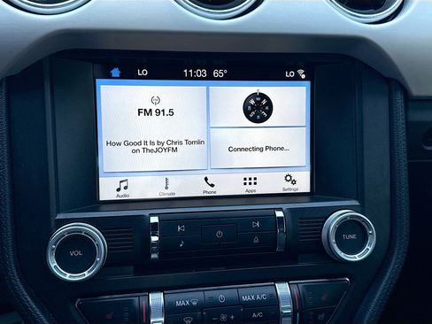 Used 2017 Ford Mustang Premium image 25