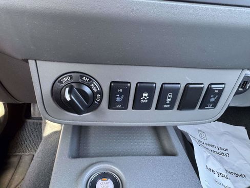 Used 2020 Nissan Frontier SV AWD/4WD image 37