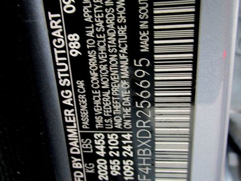Used 2013 Mercedes-Benz C 250 Sedan image 36