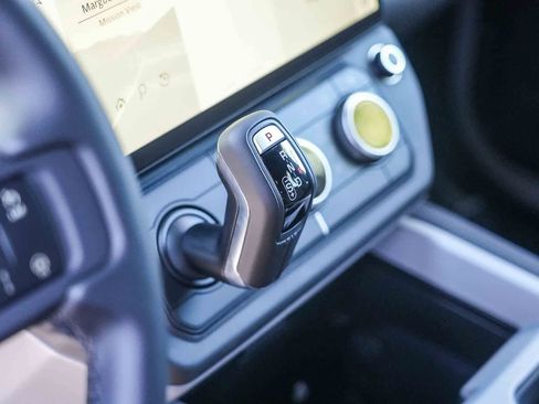 New 2026 Land Rover Defender 110 X AWD/4WD image 20