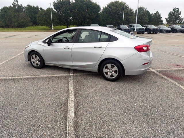 Used 2017 Chevrolet Cruze LS FWD image 14