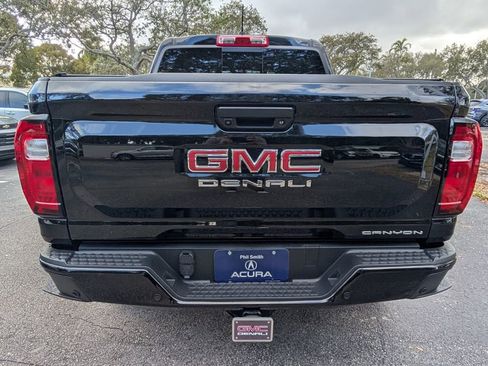 Used 2023 GMC Canyon Denali AWD/4WD image 17