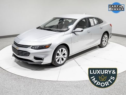 Used 2018 Chevrolet Malibu Premier image 1
