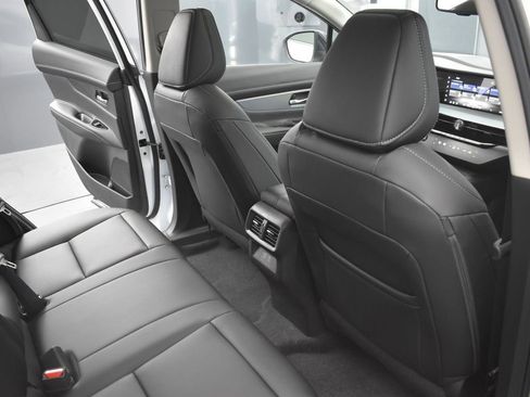 New 2025 Nissan Murano SL AWD/4WD image 17