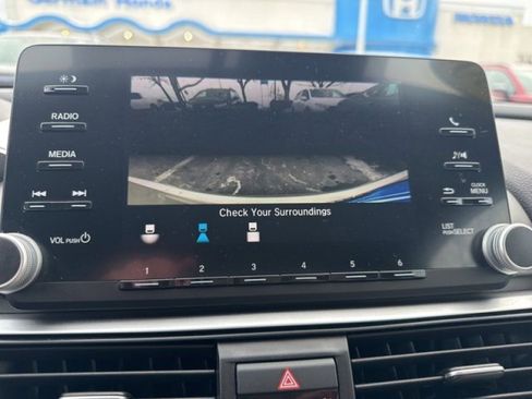Used 2020 Honda Accord LX image 31