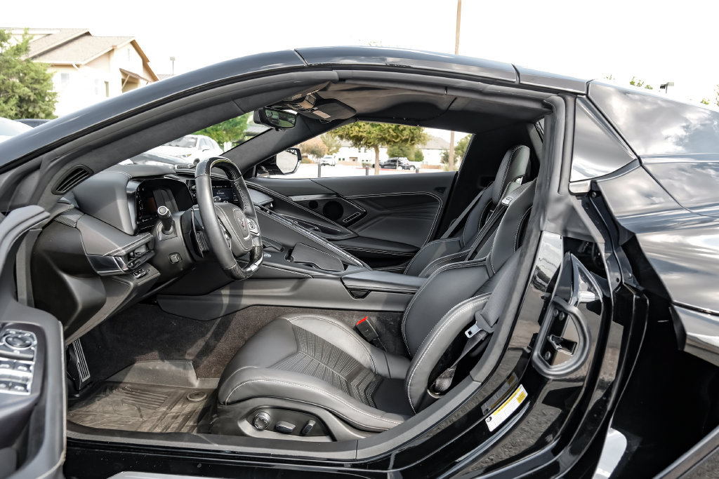 Used 2023 Chevrolet Corvette Z06 w/ Stealth Interior Trim Package RWD image 40