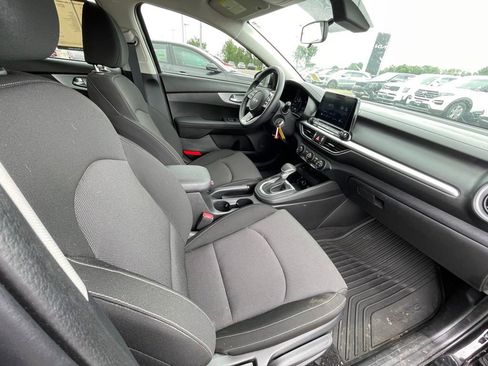 Certified 2023 Kia Forte LX FWD image 26