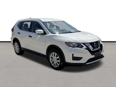 Used 2020 Nissan Rogue S FWD image 3
