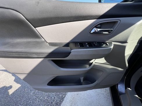 Used 2014 Honda Odyssey LX image 17