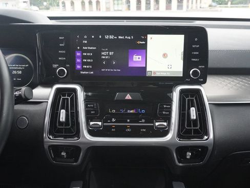 Used 2023 Kia Sorento SX FWD image 53