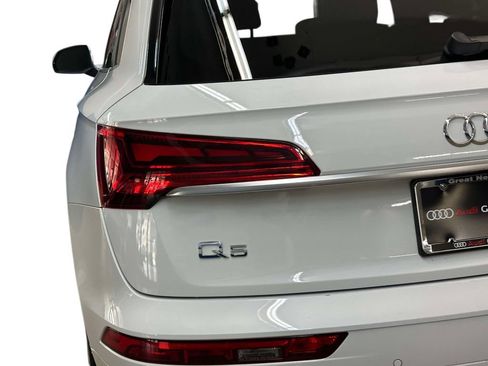 Used 2023 Audi Q5 2.0T Premium w/ Convenience Package AWD/4WD image 28