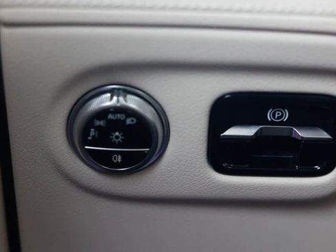 Certified 2023 Mercedes-Benz EQS 450+ 4MATIC SUV image 29