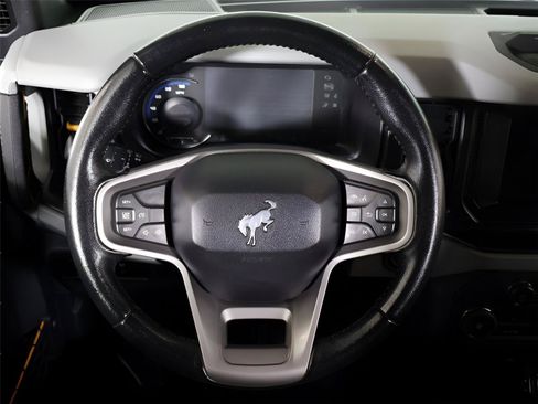 Used 2023 Ford Bronco Badlands AWD/4WD image 11