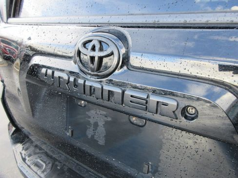 Used 2019 Toyota 4Runner SR5 image 9