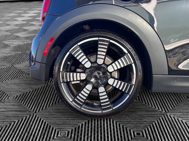 Used 2024 MINI Cooper S FWD image 33