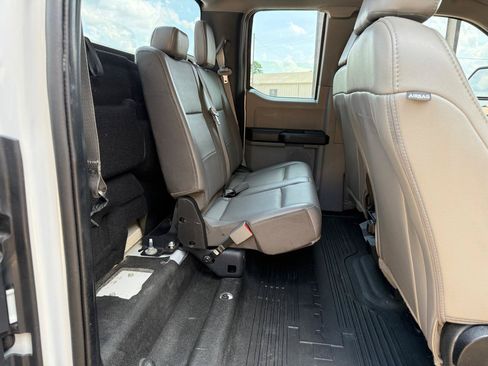 Used 2019 Ford F250 XL w/ STX Appearance Package RWD image 21