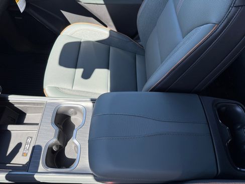 New 2026 GMC Acadia AT4 image 14