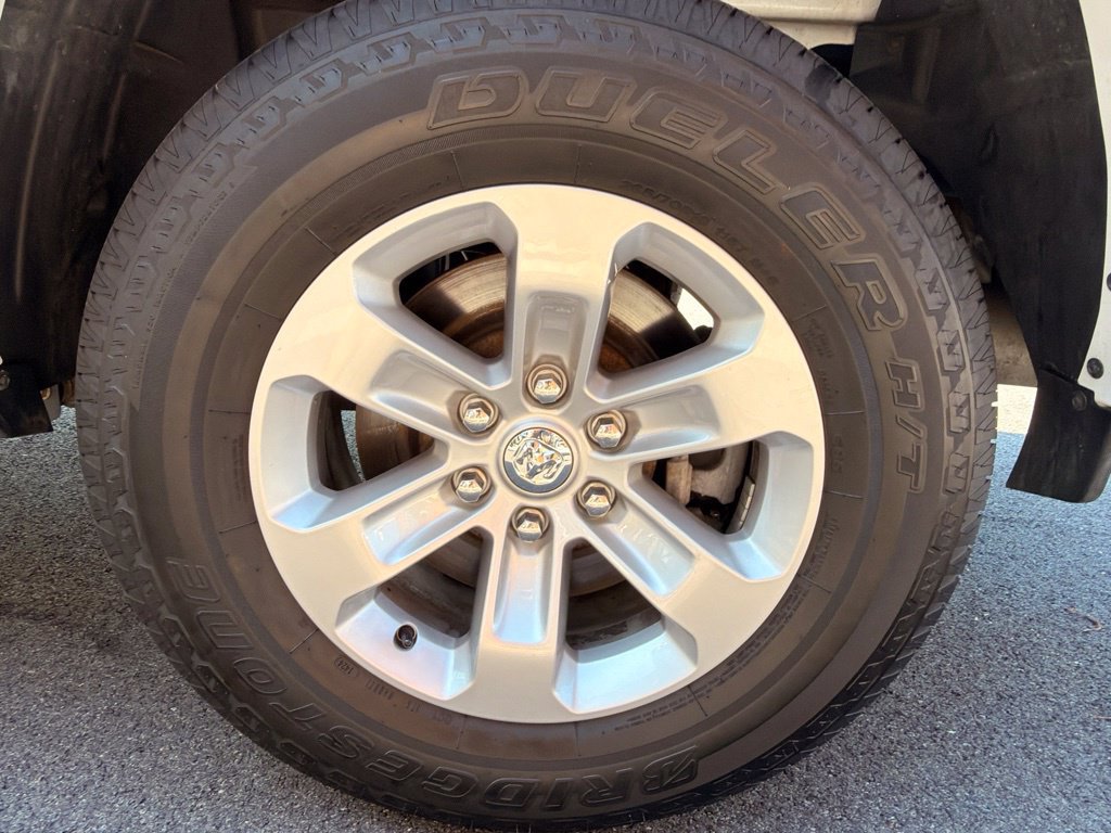 Used 2022 RAM 1500 Laramie AWD/4WD image 33