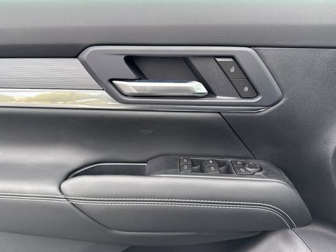 New 2026 GMC Terrain Elevation w/ Technology Package II image 12