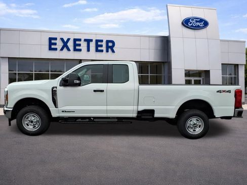 New 2026 Ford F250 XL w/ XL Chrome Package image 5