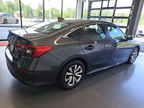 Used 2023 Honda Civic LX image 6
