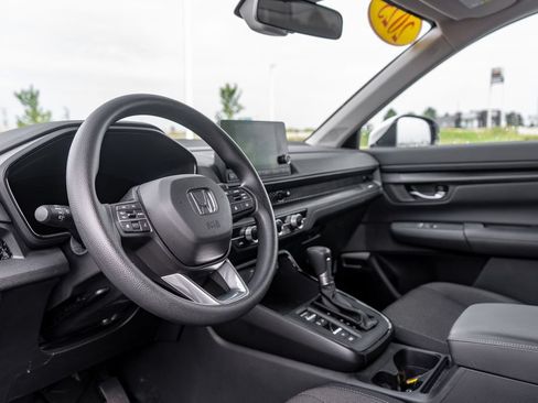 Used 2025 Honda CR-V EX image 19