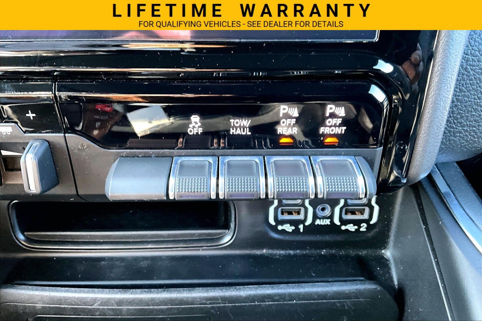 Used 2021 RAM 1500 Laramie w/ Sport Appearance Package AWD/4WD image 28