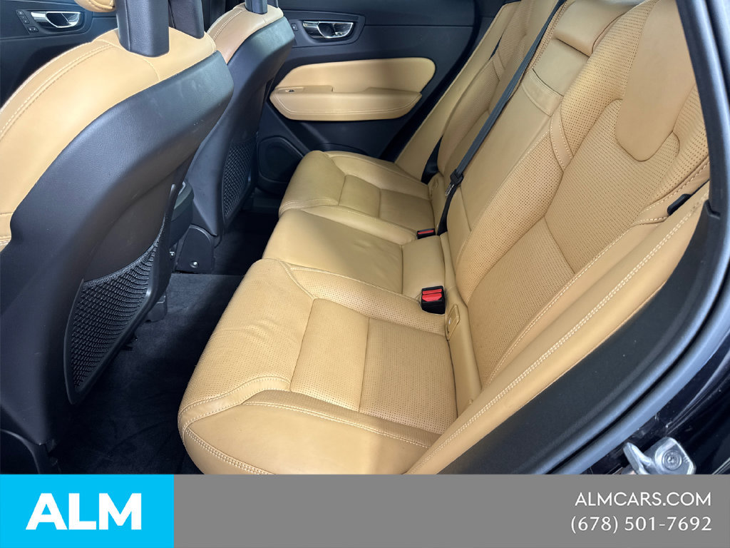 Used 2018 Volvo XC60 T5 Inscription w/ Luxury Seat Package AWD/4WD image 23
