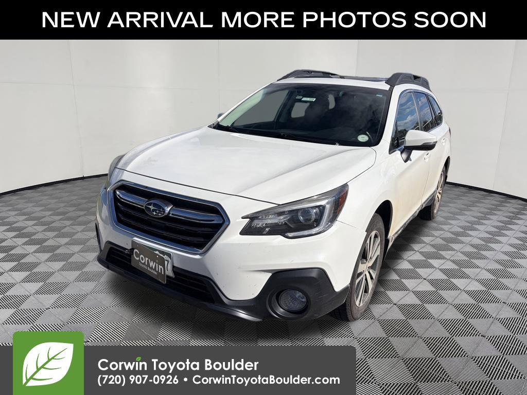 Used 2019 Subaru Outback 2.5i Limited AWD/4WD image 3