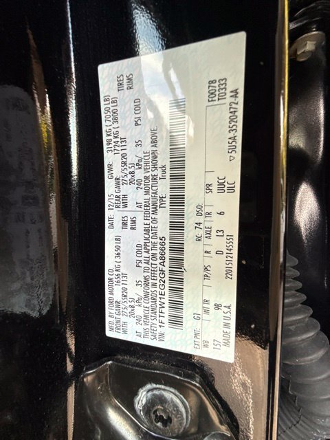 Used 2016 Ford F150 Platinum w/ Equipment Group 701A Luxury AWD/4WD image 16