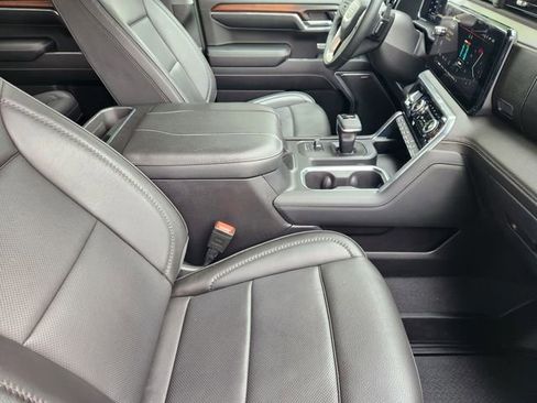 Used 2024 GMC Sierra 1500 Denali w/ Denali Reserve Package AWD/4WD image 14