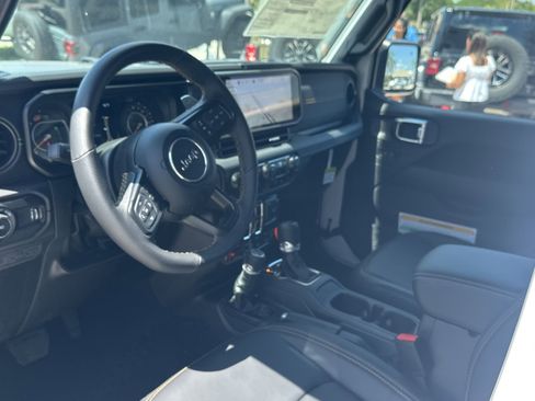 New 2025 Jeep Wrangler Unlimited Rubicon 392 image 12