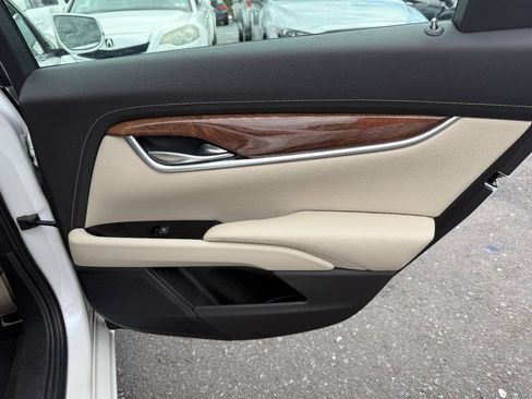 Used 2018 Cadillac XTS Luxury w/ Driver Awareness Package FWD image 33