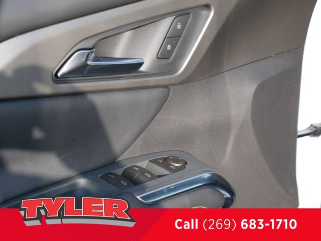 New 2027 Chevrolet Traverse LT w/ Driver Confidence Package AWD/4WD image 21