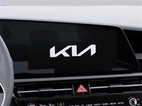 New 2025 Kia Niro Wind image 20