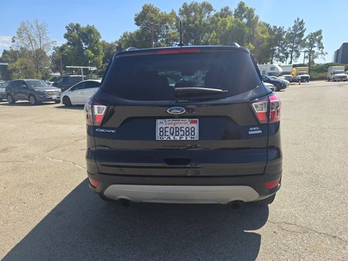 Used 2018 Ford Escape SEL FWD image 6