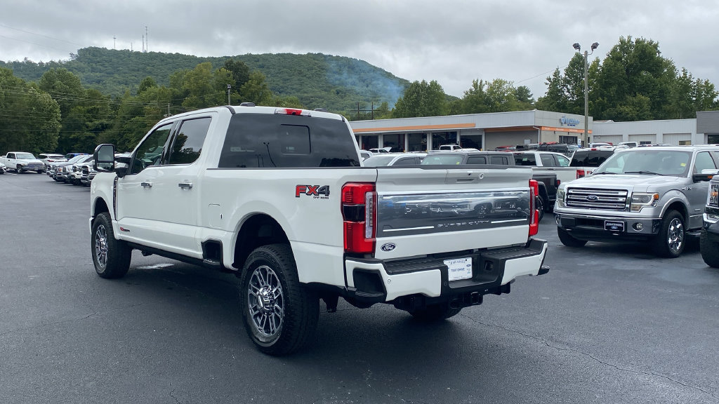 New 2027 Ford F250 Platinum w/ Platinum Plus Package AWD/4WD image 7