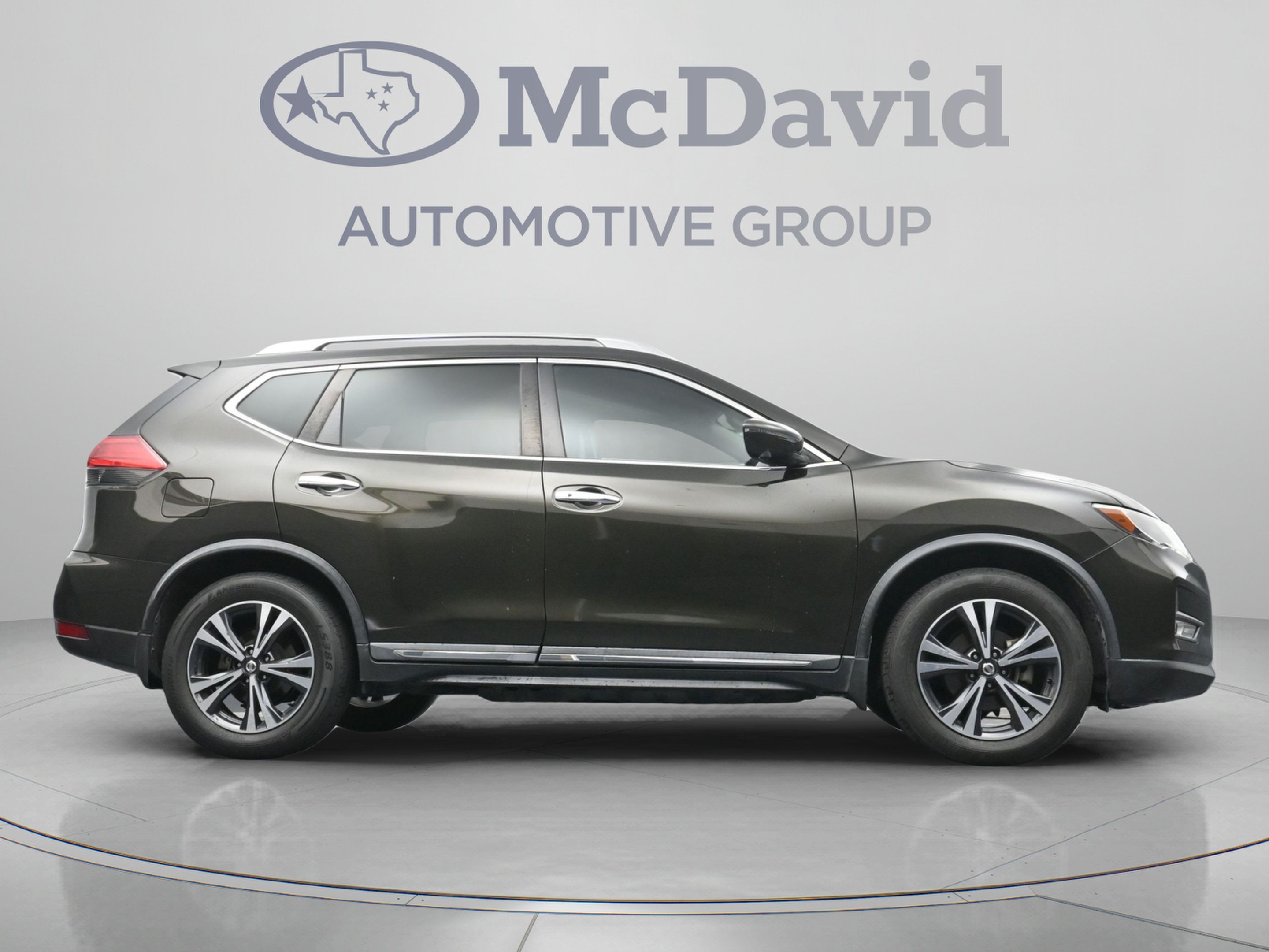 Used 2017 Nissan Rogue SL FWD image 31
