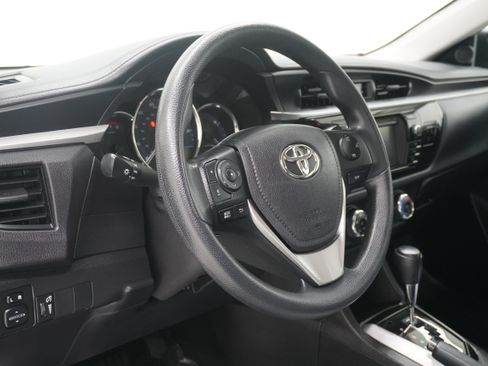 Used 2016 Toyota Corolla L FWD image 10