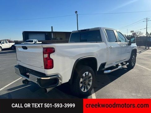 Used 2023 Chevrolet Silverado 2500 LT image 3