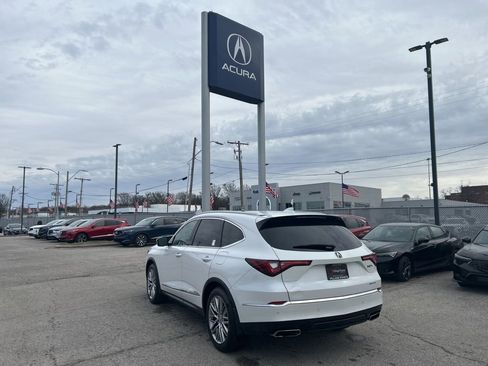 Used 2023 Acura MDX SH-AWD w/ Advance Package image 8