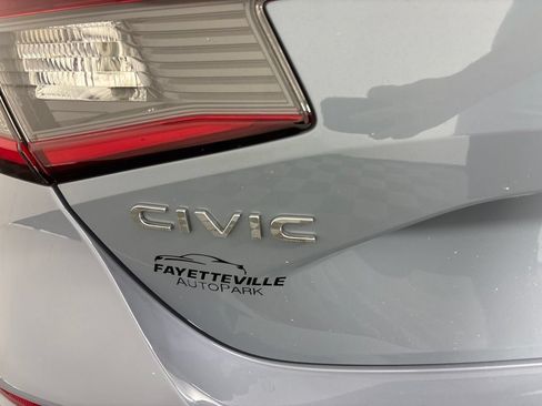 Certified 2024 Honda Civic Sport image 18